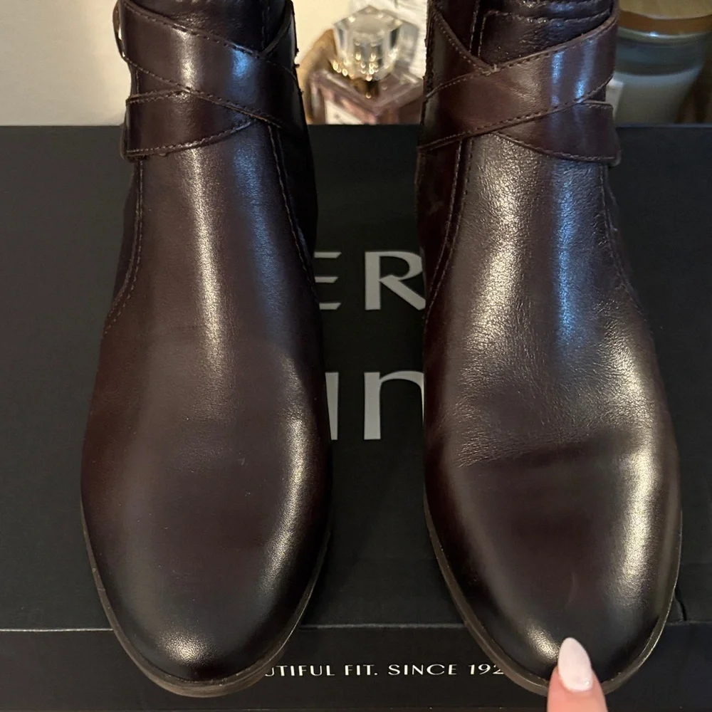 Naturalizer Rena 2 Dark Brown Leather Knee-High Boots Size 9 New In Box - Picture 4 of 10